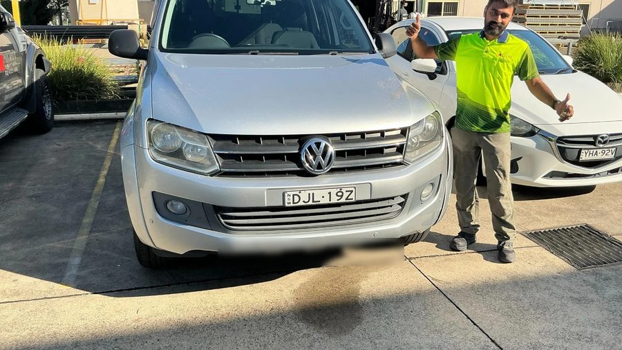 CarBuyers team member with a VW Amarok